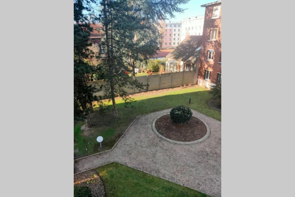 Logement Entier+ Jardin Prive Et Parking 2Places Rouen Ngoại thất bức ảnh